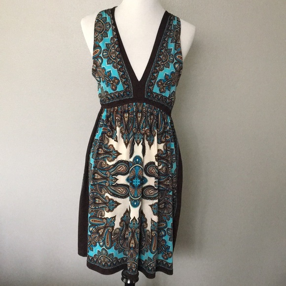 Dress - Picture 1 of 3